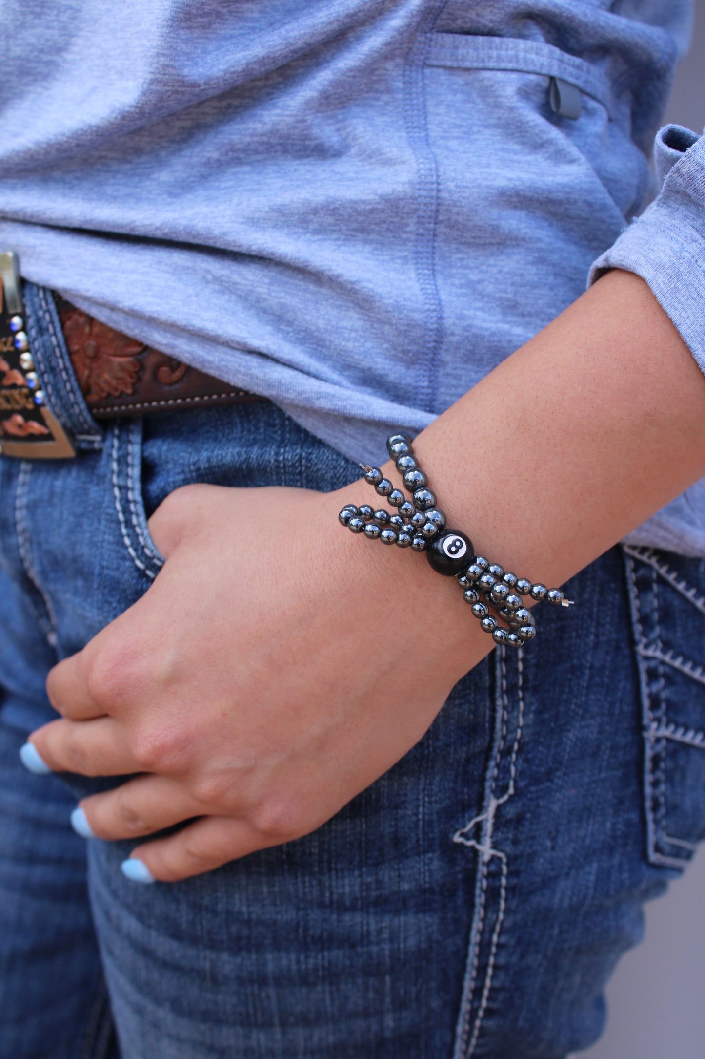 Stretchy 8 Ball Bracelet