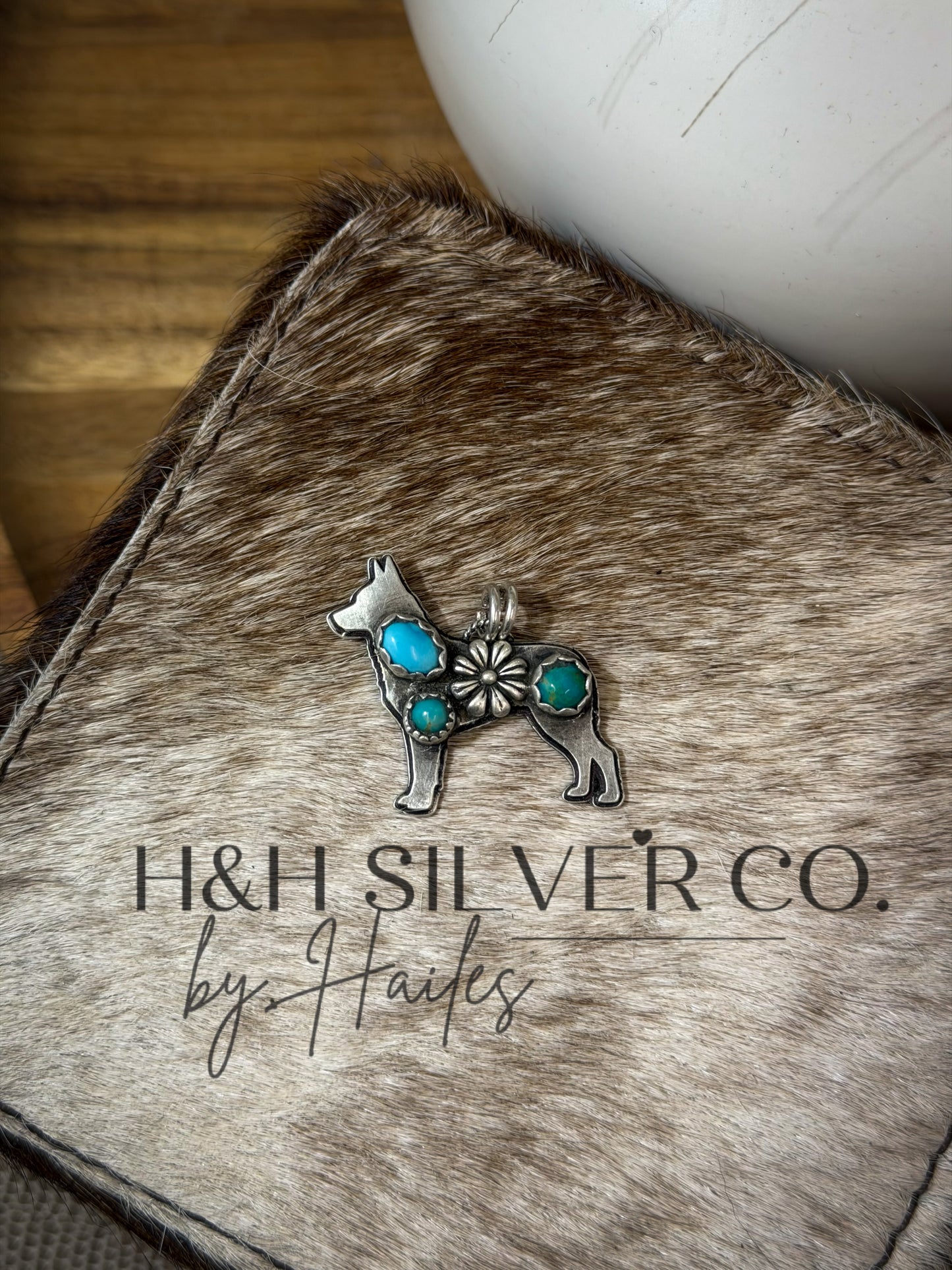 The Willow Pendant